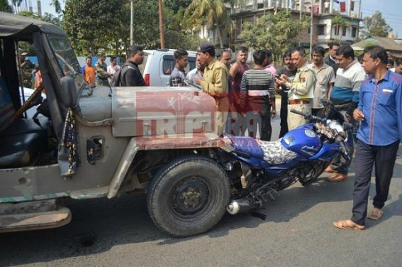 2 injured in road mishap on National Highway : Driver escaped